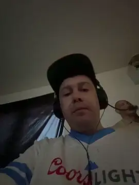 Snapshot of GabEthier chatting on May 15, 2026, 9:29 am GabEthier online show from May 15, 2026, 9:29 am