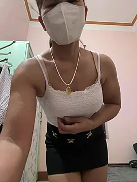 YANINA120 online show from March 3, 2026, 9:55 pm