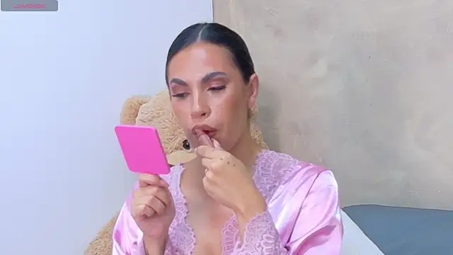 AndiVasquez online show from March 26, 2026, 10:13 am