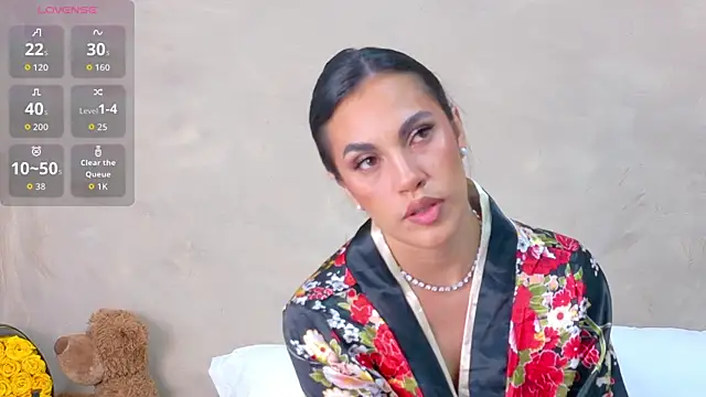 AndiVasquez online show from April 5, 2026, 4:08 am