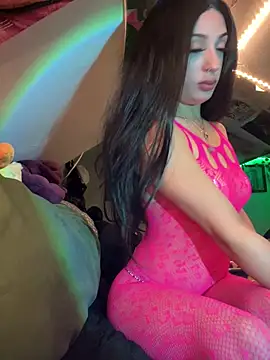 Snapshot of heluvsbabii chatting on February 4, 2026, 4:18 am heluvsbabii online show from February 4, 2026, 4:18 am