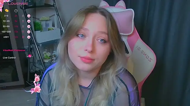 Emiliaaah online show from February 11, 2026, 11:10 am