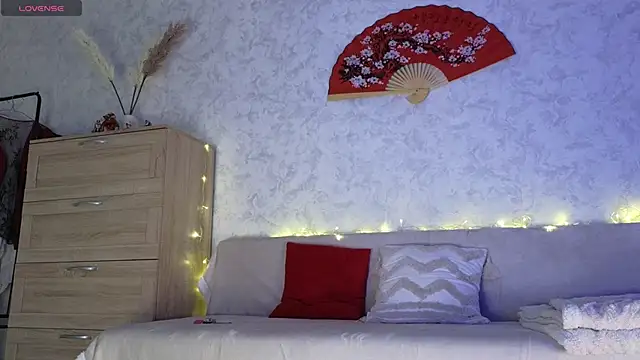 saya li11 online show from February 12, 2026, 4:40 pm