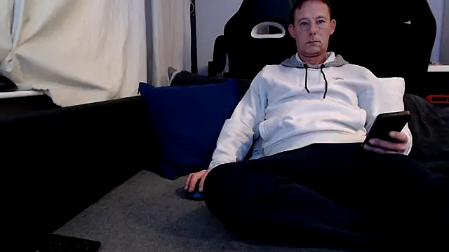 Sexy Ass Mike online show from February 9, 2026, 5:33 pm