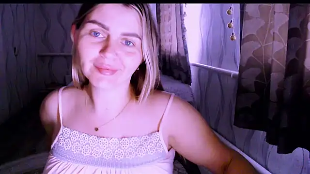 Snapshot of MagicKatarina_ chatting on June 7, 2026, 3:34 am MagicKatarina online show from June 7, 2026, 3:34 am