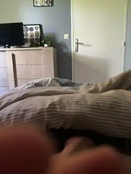 Snapshot of magicdickx21 chatting on May 20, 2026, 10:34 am magicdickx21 online show from May 20, 2026, 10:34 am