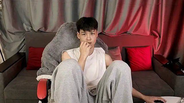 XanneLL online show from February 16, 2026, 1:21 pm