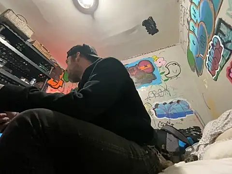 gothboiplzty online show from February 21, 2026, 9:06 pm