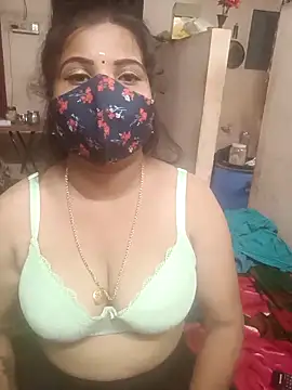 Snapshot of Madhusri_Tamil_Telugu chatting on March 2, 2026, 4:25 pm Madhusri Tamil Telugu online show from March 2, 2026, 4:25 pm