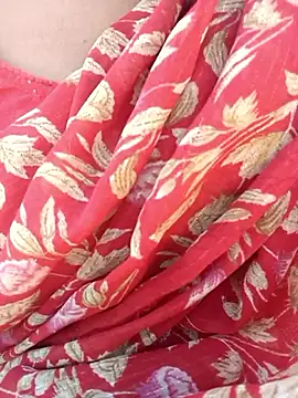 Snapshot of Lovely_sima chatting on February 8, 2026, 10:02 am Lovely sima online show from February 8, 2026, 10:02 am