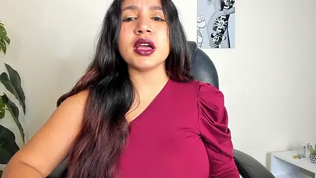 Victoria Rosee online show from February 3, 2026, 12:43 pm