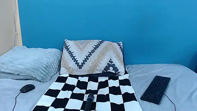 Tallatoya2026 online show from March 27, 2026, 12:52 am