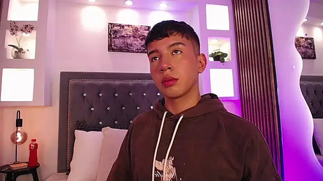 Fancy Vixen online show from March 4, 2026, 3:25 am