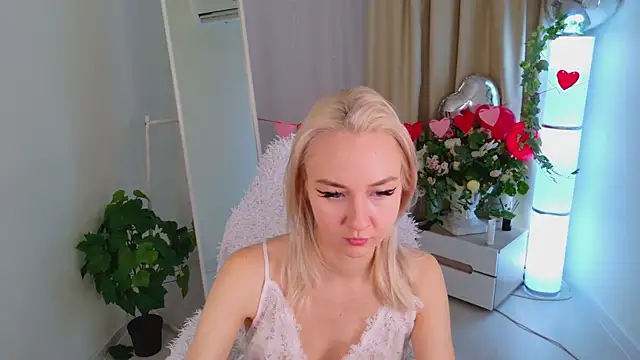 Audrey Kiss online show from February 8, 2026, 7:17 am