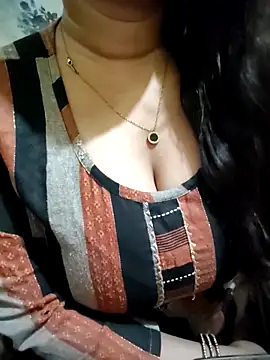 PARI51 online show from March 3, 2026, 8:05 pm