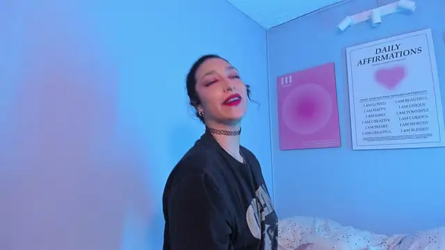 Cleo Foxx online show from February 7, 2026, 2:36 pm