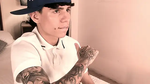 Angel eros  online show from March 2, 2026, 5:19 am