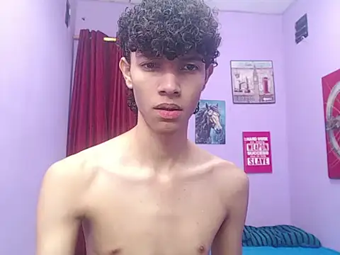 bigcock twinks online show from March 7, 2026, 11:43 pm