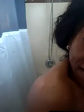 NatalieGainer goodies online show from April 20, 2026, 3:02 pm