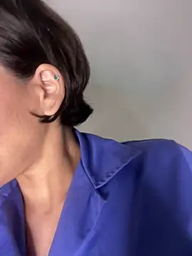 Snapshot of eva_luz chatting on February 5, 2026, 4:58 pm eva luz online show from February 5, 2026, 4:58 pm