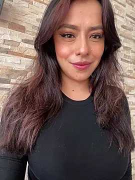 Snapshot of foxxy_lover chatting on February 25, 2026, 4:40 pm foxxy lover online show from February 25, 2026, 4:40 pm