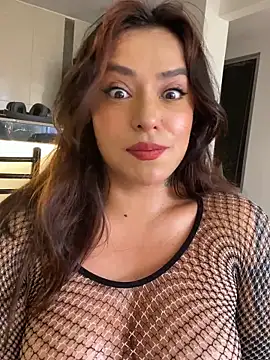 Snapshot of foxxy_lover chatting on April 4, 2026, 6:14 pm foxxy lover online show from April 4, 2026, 6:14 pm