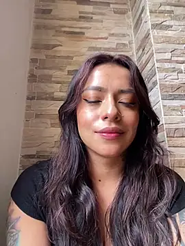 Snapshot of foxxy_lover chatting on February 19, 2026, 3:42 pm foxxy lover online show from February 19, 2026, 3:42 pm