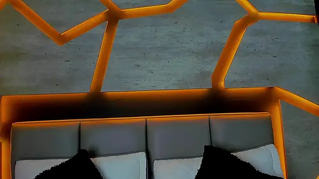 Valeriabigass online show from February 7, 2026, 3:25 am