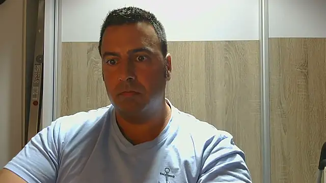 Snapshot of VanillaTime78-Jorge chatting on July 31, 2026, 5:07 am VanillaTime78-Jorge online show from July 31, 2026, 5:07 am