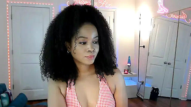JazmineFoxx online show from April 29, 2026, 6:58 pm