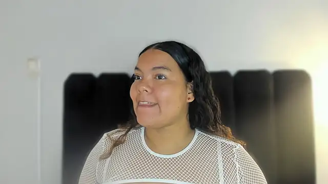 Amaranoir- online show from April 12, 2026, 3:21 am