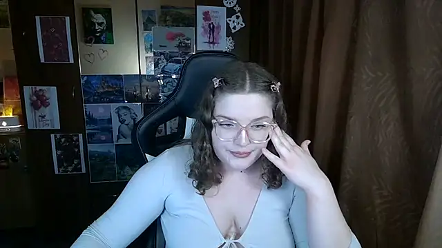 Teasing Dora online show from February 17, 2026, 7:22 pm