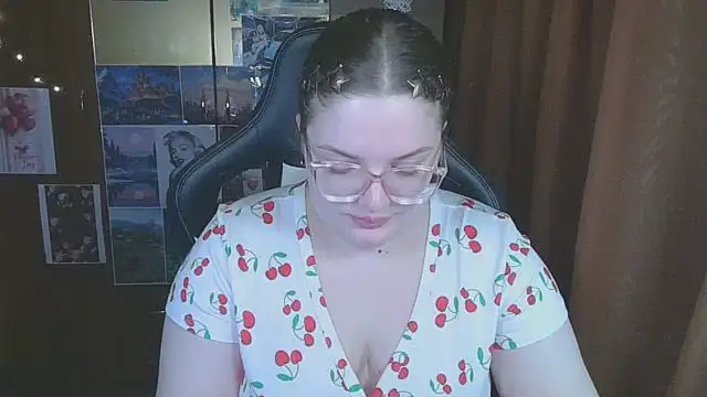 Teasing Dora online show from February 22, 2026, 10:55 pm