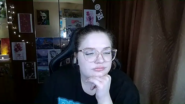 Teasing Dora online show from February 14, 2026, 12:00 am