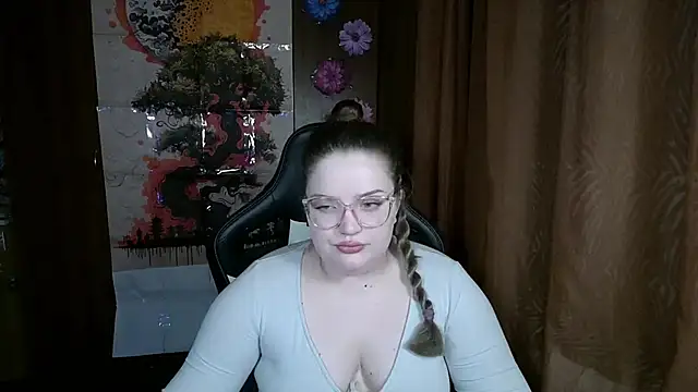 Teasing Dora online show from April 13, 2026, 1:20 am