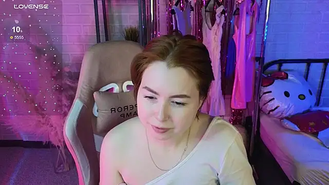 AnitaMeyer online show from February 6, 2026, 8:21 am