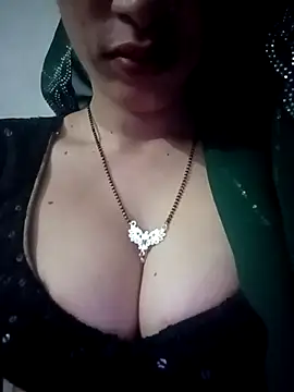 khushi rawat online show from February 24, 2026, 1:23 pm