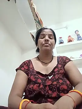 punamji sexe online show from May 17, 2026, 3:28 am