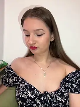 Snapshot of Green_eyes_lady chatting on May 4, 2026, 3:48 pm Green eyes lady online show from May 4, 2026, 3:48 pm