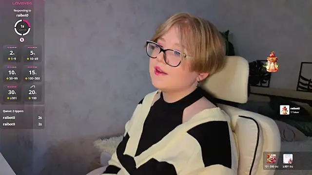 Lauraaa Smith online show from March 7, 2026, 9:05 am