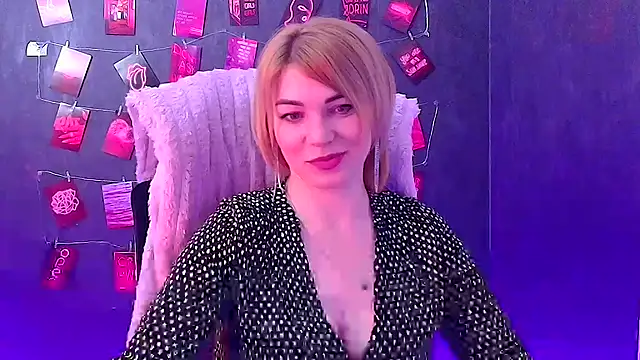 CuttieEmma online show from March 23, 2026, 12:55 am