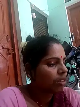 Priyakoli4568 online show from February 23, 2026, 4:47 am