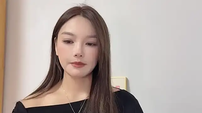 Snapshot of leilei660 chatting on February 9, 2026, 12:25 pm leilei660 online show from February 9, 2026, 12:25 pm