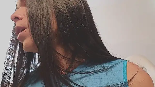 Snapshot of verodeli chatting on February 7, 2025, 6:02 pm verodeli online show from February 7, 2025, 6:02 pm