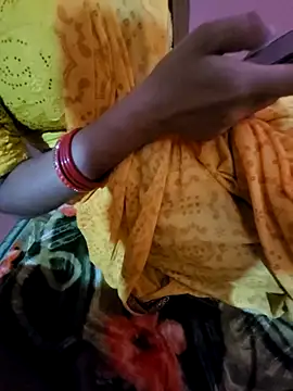 Snapshot of Cuteangel_19 chatting on February 5, 2026, 5:36 am Cuteangel 19 online show from February 5, 2026, 5:36 am