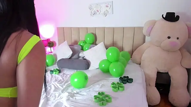 KeylaGomez  online show from March 17, 2026, 1:36 pm