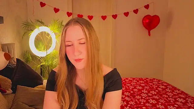 CassieReborn online show from February 25, 2026, 3:45 pm