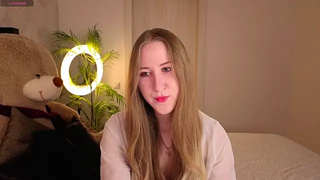 CassieReborn online show from March 3, 2026, 4:25 pm