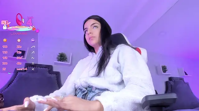 KarelyMitchel online show from April 19, 2026, 12:06 pm