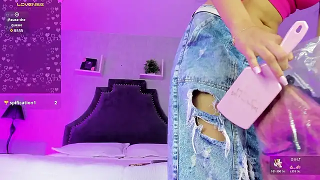 Snapshot of KarelyMitchel chatting on March 4, 2026, 12:46 pm KarelyMitchel online show from March 4, 2026, 12:46 pm